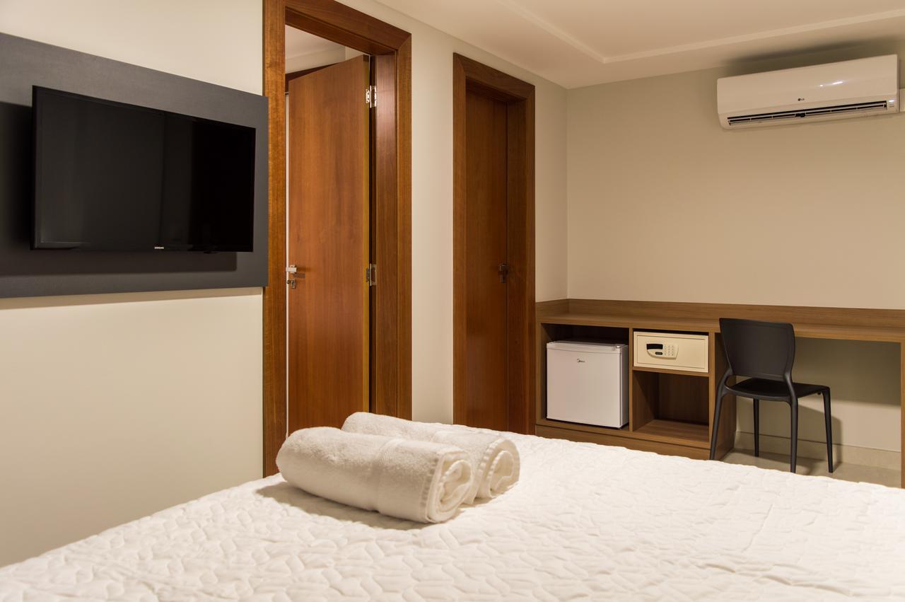Hotel Bravo Joao Neiva