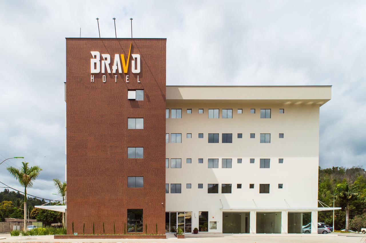 Hotel Bravo Joao Neiva